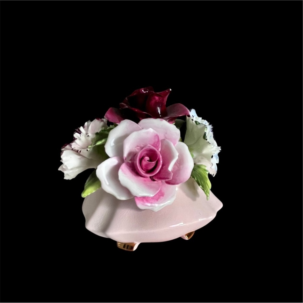 3/$30 Vintage Radnor Bone China Bouquet of flowers Staffordshire England